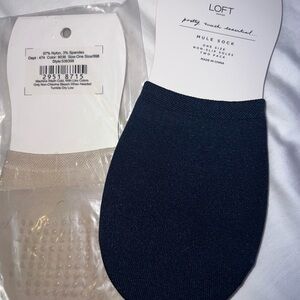 LOFT 2 Packs of 2 Pairs Navy and Beige Mule Socks
